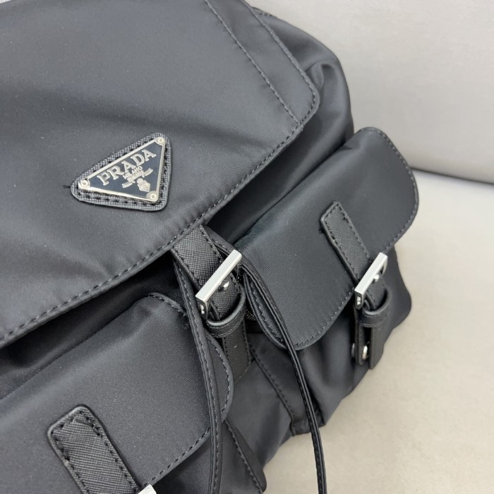Nylon bag ,3A ,size 30x24cm,no box,  B68-46