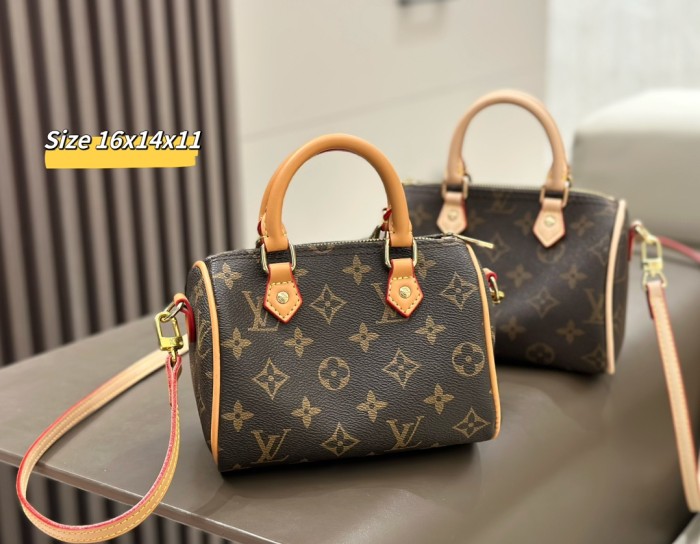 Split leather bag a set,3A ,no box,  B75-37
