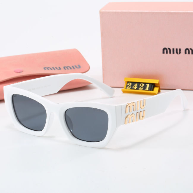 Blue light blocking sunglasses with the box and case ,G25-897-902