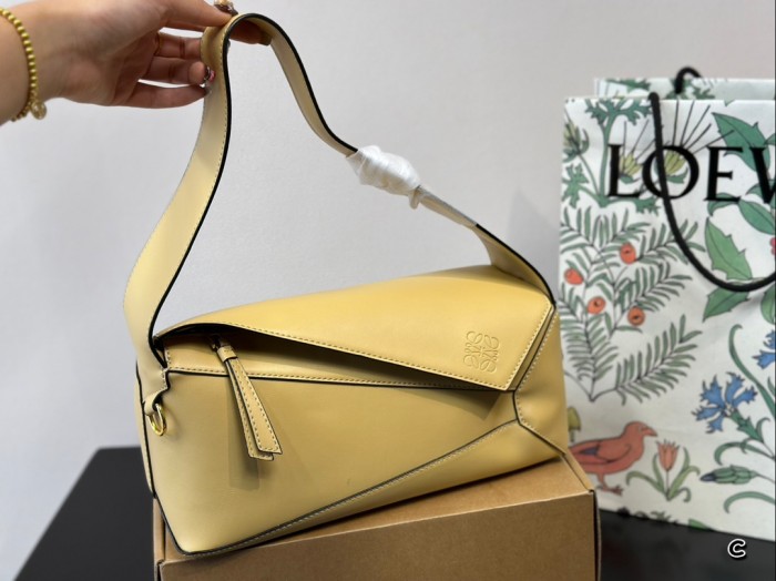 Split leather bag ,3A ,size 29x13cm,no box,  B75-70-75