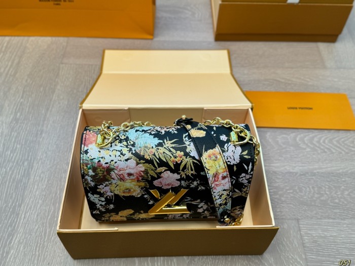 Split leather bag ,3A ,size 23x16cm,no box,  B75-63-69