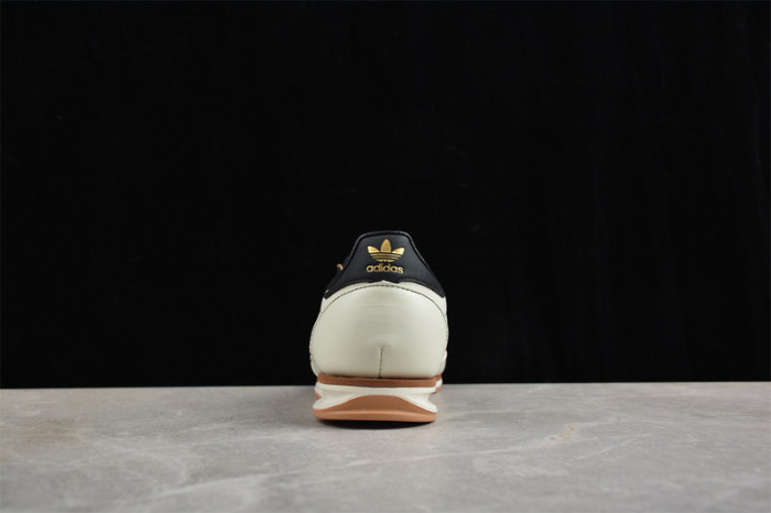 Women men runner sneaker shoes,  with box,size 36-45，SS60-81