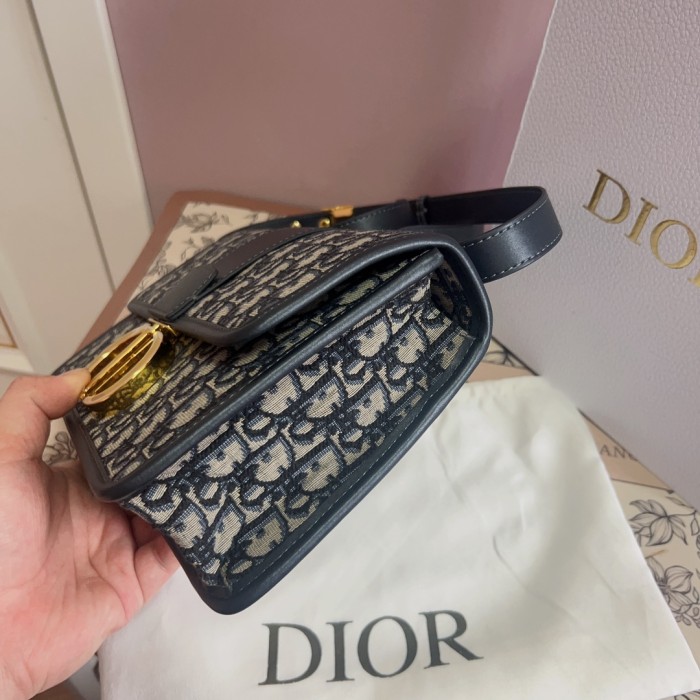 Split leather bag ,3A ,size 24x17x8cm,no box,  B75-106