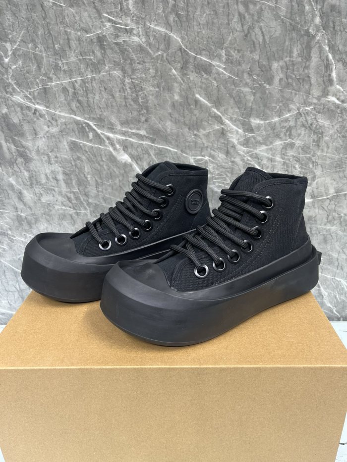 High quality women's men flat shoes,size 34-45, SS110-21