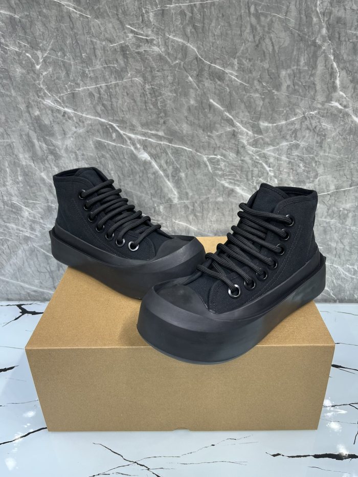 High quality women's men flat shoes,size 34-45, SS110-21
