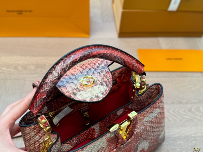 Leather bag ,4A ,size 20X13cm/27X18cm,no box,  B88-8-9