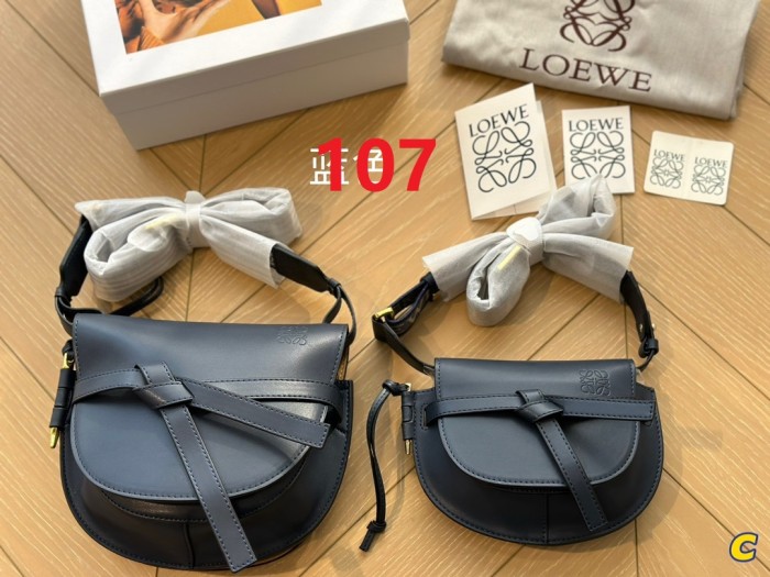 Leather bag ,4A ,size 21x18cm/24x21cm,no box,  B88-103-108