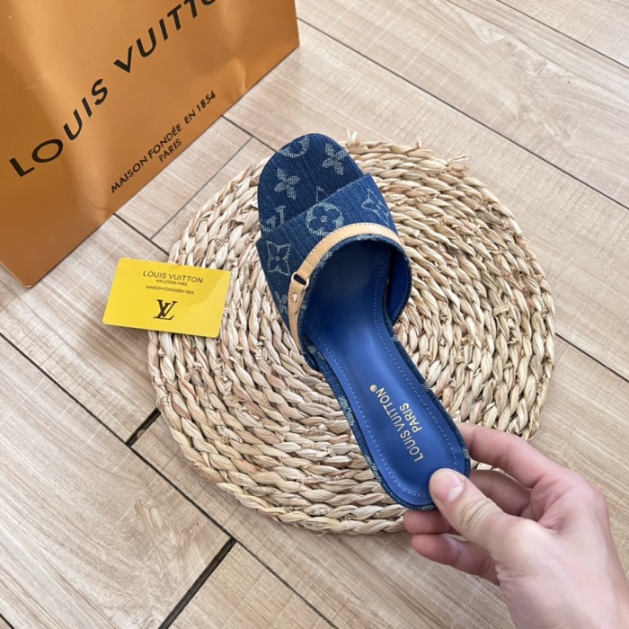 Women heel shoes,heel 7cm,  size 35-40, SS60-283