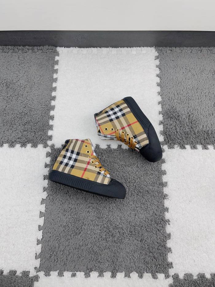 kids flat boots shoes, size 26-35 , SS60-329-330