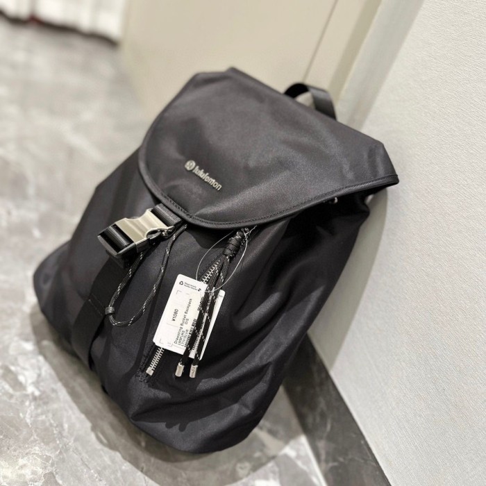 Drawstring backpack bag  ,size 30x12x30cm,no box,  B50-7