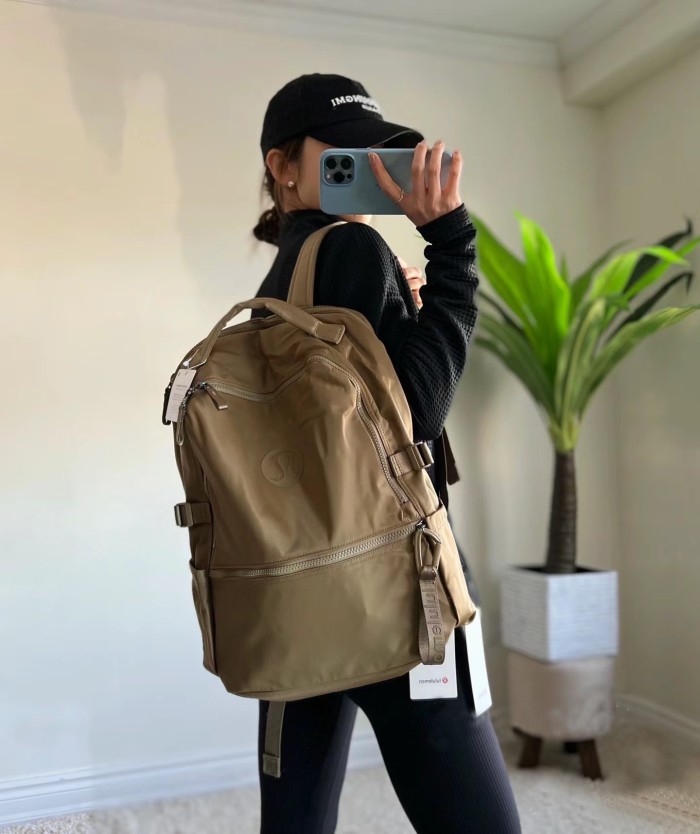 Nylon waterproof backpack bag  ,size 29x18x42cm,no box,  B50-8-13