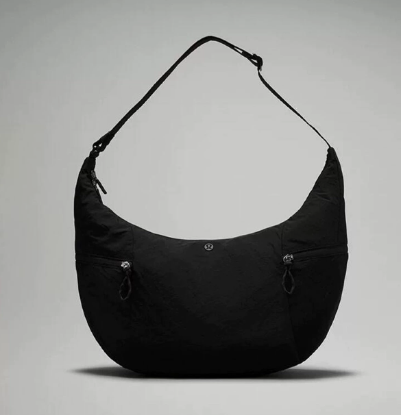 Handbag, straddle bag  ,size 37x28x12.5cm or 45x39x12.5cm,no box,  B30-57-60