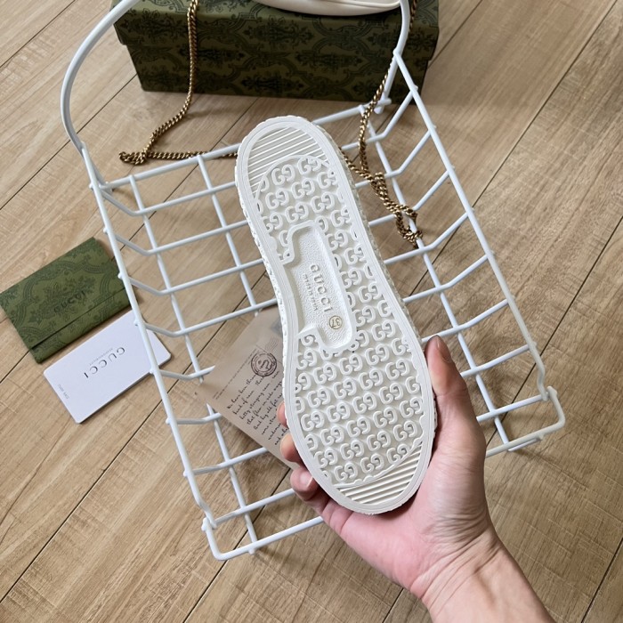 Women runner sneaker shoes, size 35-40, SS60-362-373