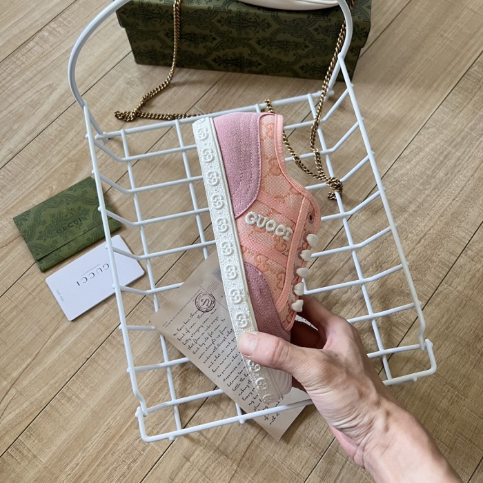 Women runner sneaker shoes, size 35-40, SS60-362-373
