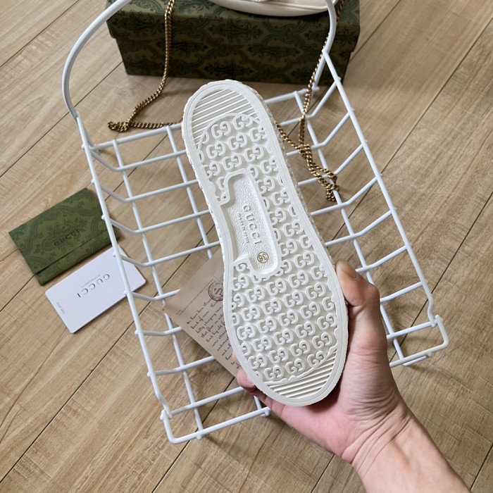 Women runner sneaker shoes, size 35-40, SS60-362-373