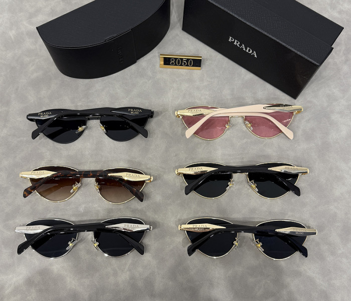 Blue light blocking sunglasses with the box and case ,G25-903-908