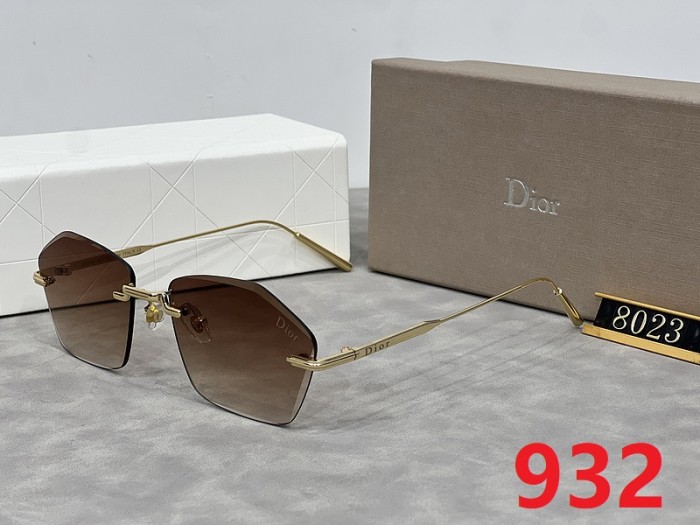 Blue light blocking sunglasses with the box and case ,G25-930-934