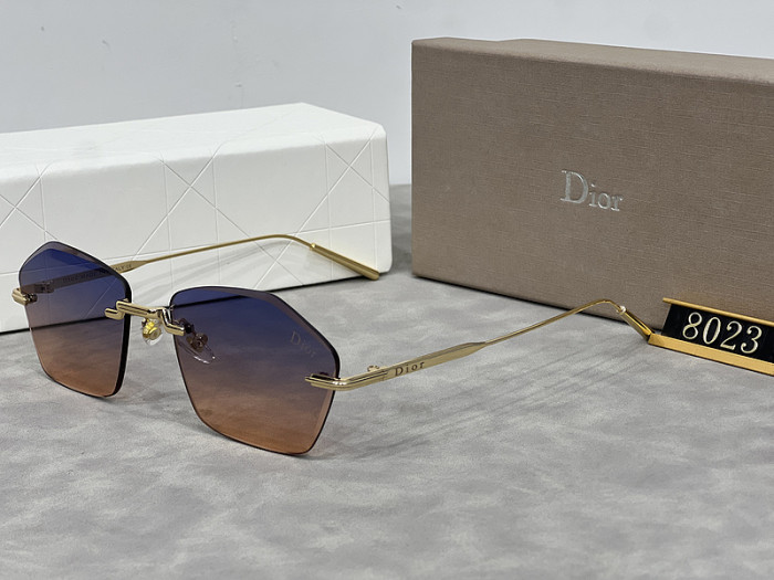 Blue light blocking sunglasses with the box and case ,G25-930-934