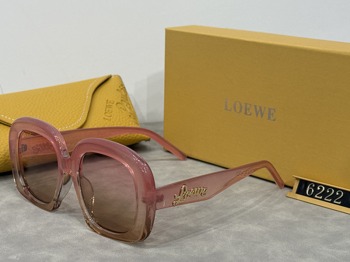 Blue light blocking sunglasses with the box and case ,G25-935-940