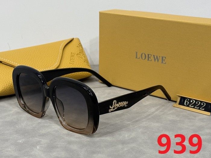 Blue light blocking sunglasses with the box and case ,G25-935-940