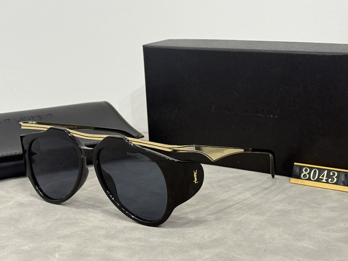 Blue light blocking sunglasses with the box and case ,G25-941-945
