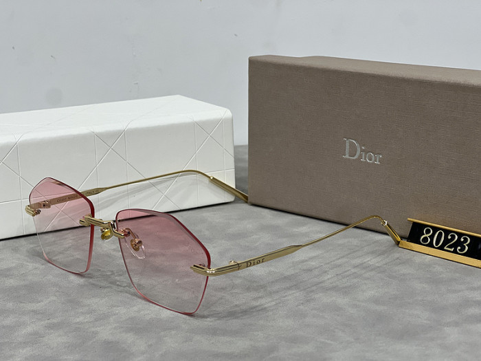 Blue light blocking sunglasses with the box and case ,G25-930-934