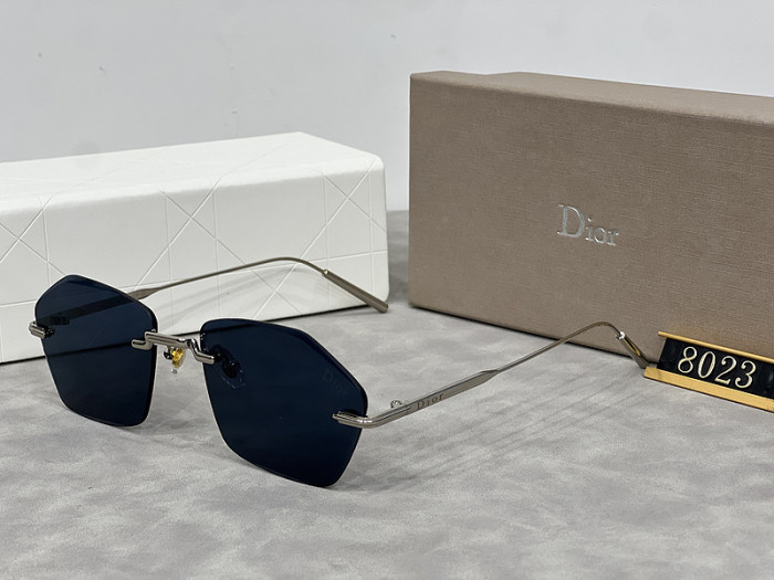 Blue light blocking sunglasses with the box and case ,G25-930-934