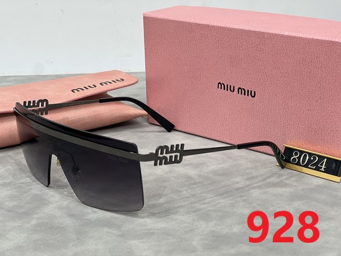 Blue light blocking sunglasses with the box and case ,G25-925-929