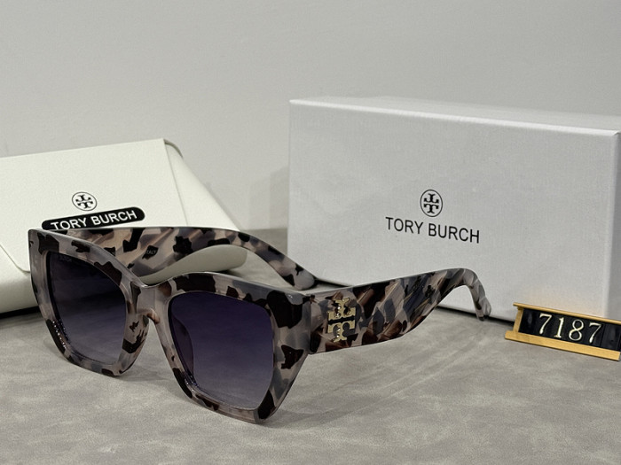 Blue light blocking sunglasses with the box and case ,G25-979-984