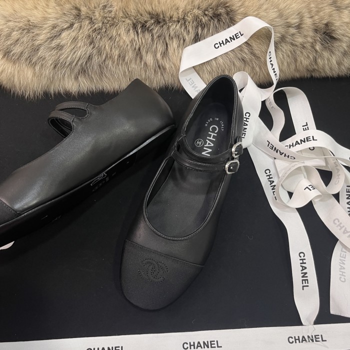 Women flat shoes, size 35-40, SS50-68-70