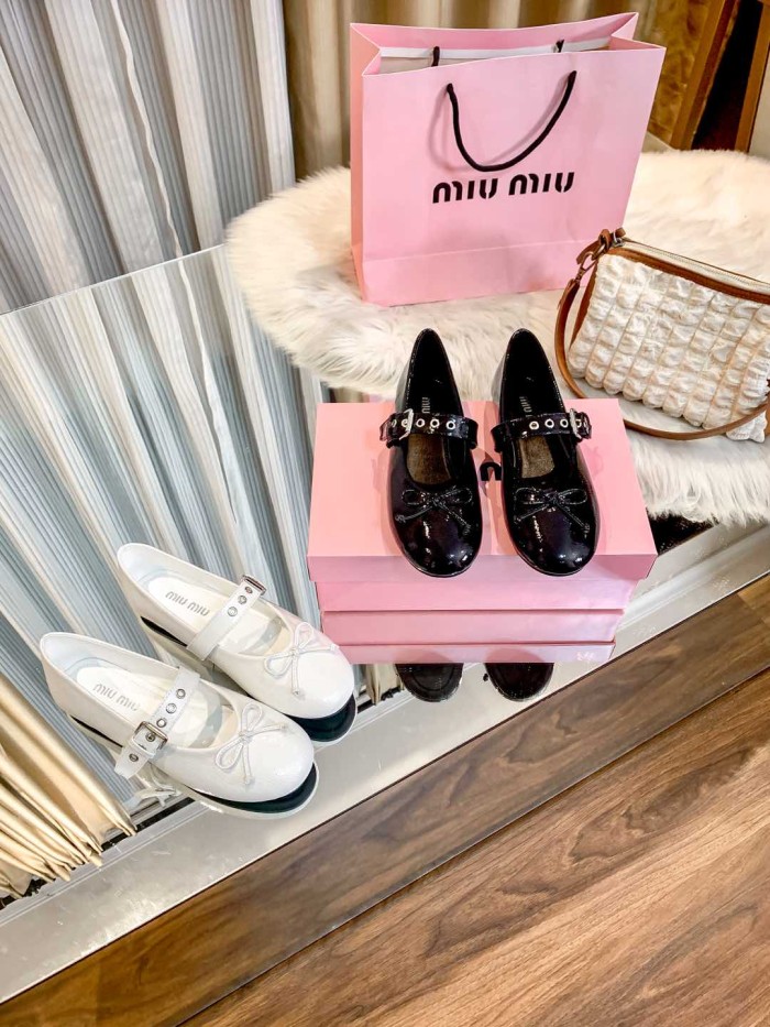 Women flat shoes, size 34-40, SS60-114-115