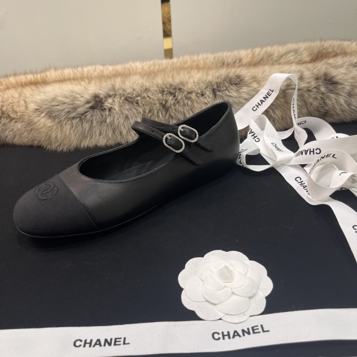 Women flat shoes, size 35-40, SS50-68-70