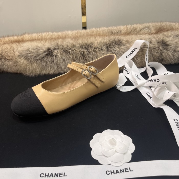 Women flat shoes, size 35-40, SS50-68-70