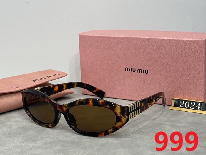 Blue light blocking sunglasses with the box and case ,G25-995-1001