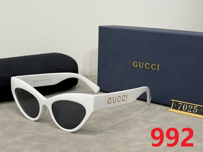 Blue light blocking sunglasses with the box and case ,G25-990-994