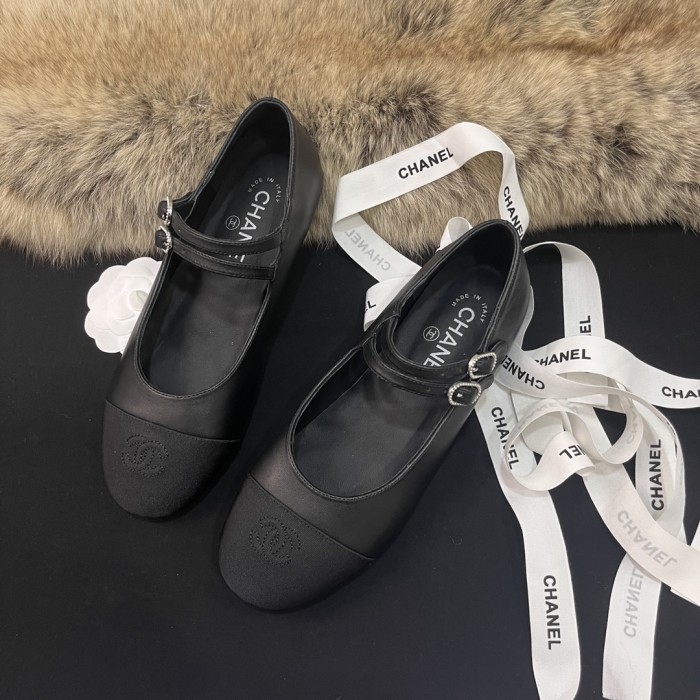 Women flat shoes, size 35-40, SS50-68-70