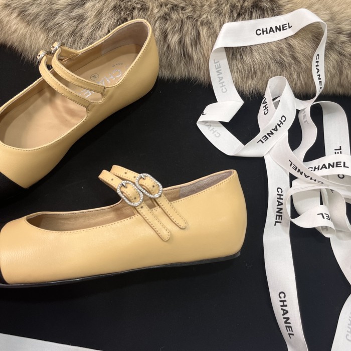 Women flat shoes, size 35-40, SS50-68-70