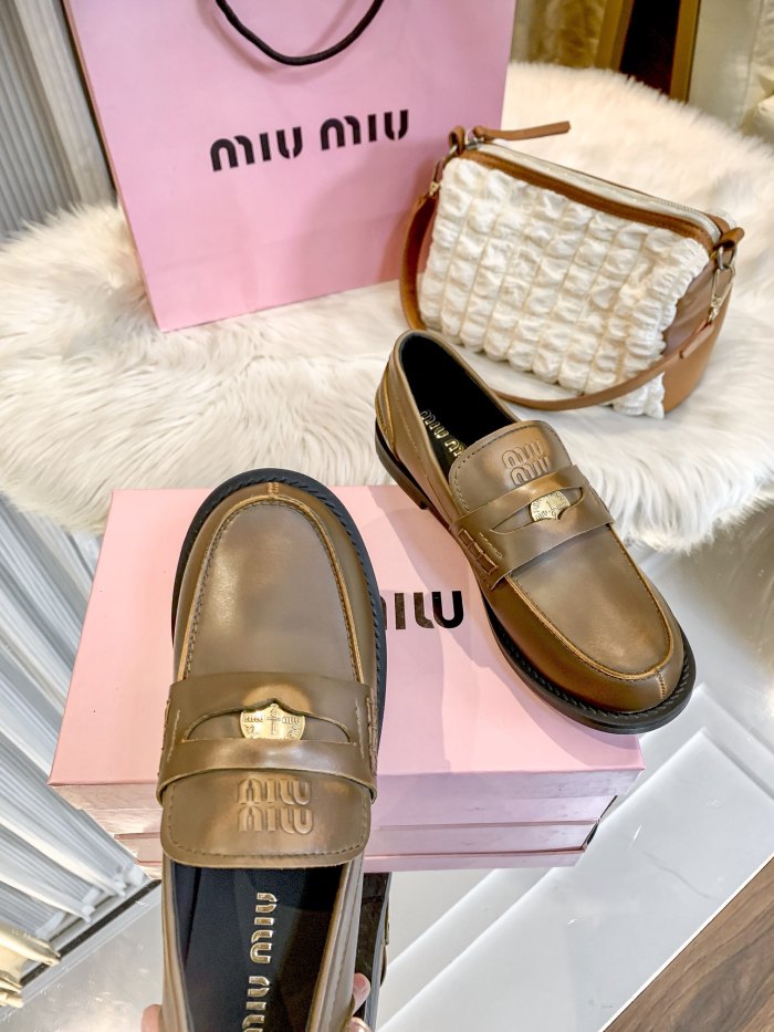 Women flat shoes, size 35-40, SS60-138-139