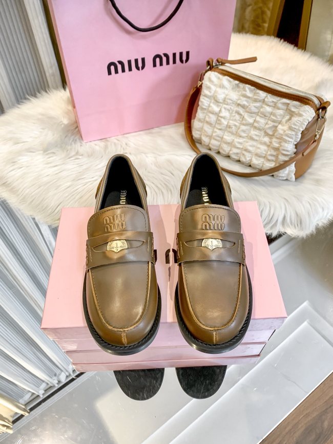 Women flat shoes, size 35-40, SS60-138-139