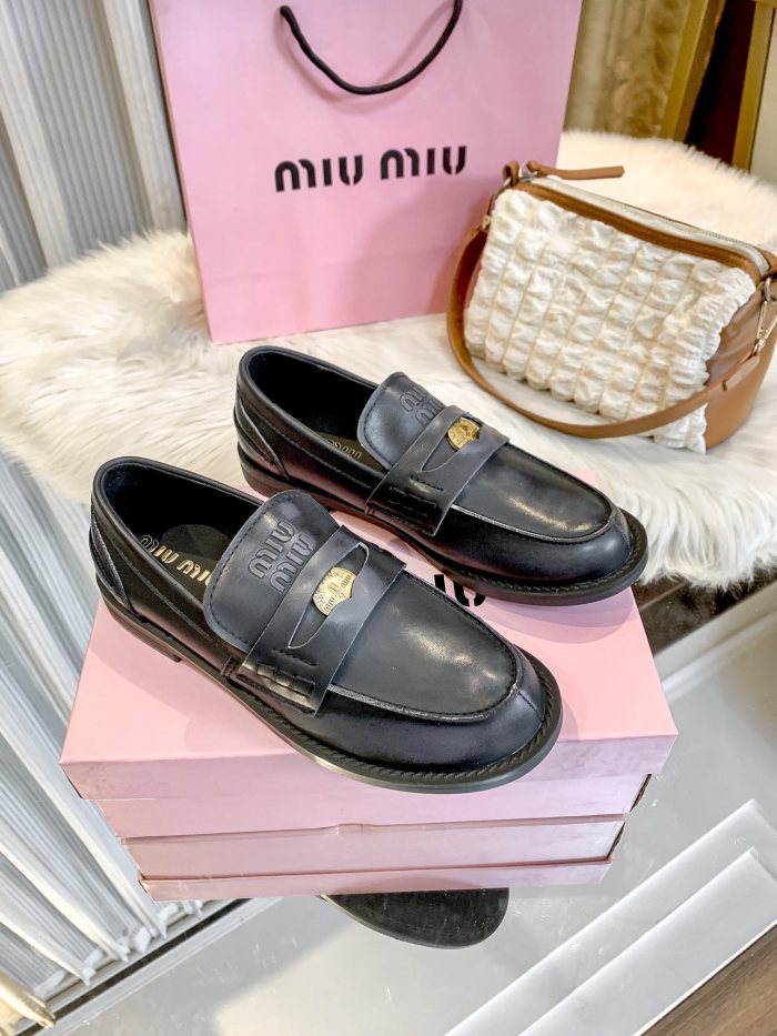 Women flat shoes, size 35-40, SS60-138-139