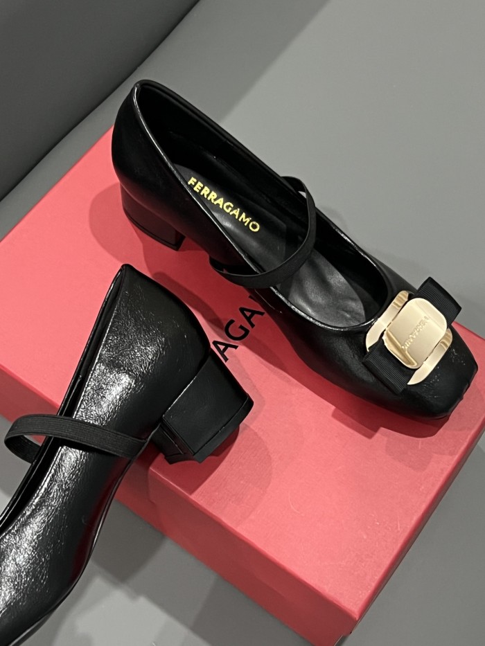 Women's casual shoes, size 35-40, SS50-125-132