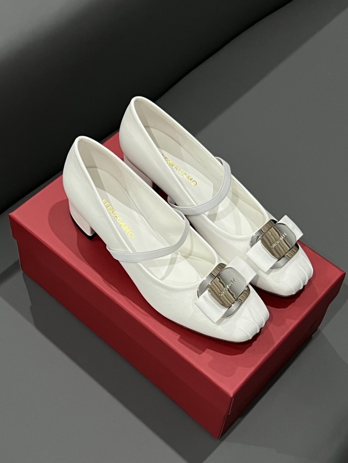 Women's casual shoes, size 35-40, SS50-125-132