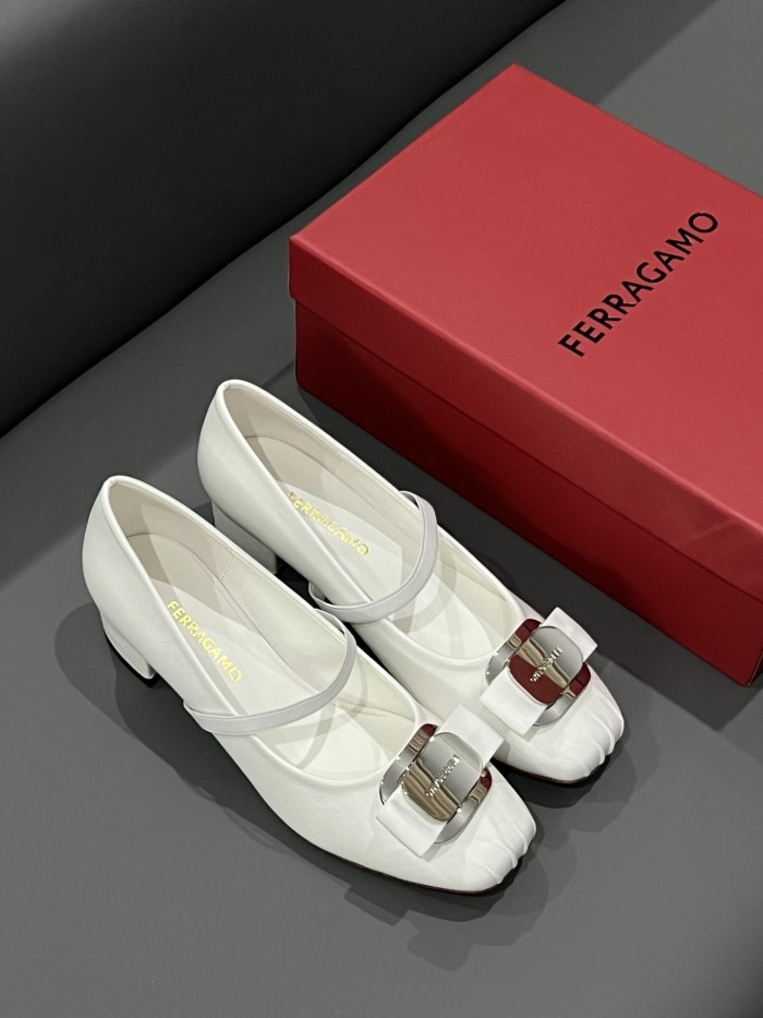 Women's casual shoes, size 35-40, SS50-125-132