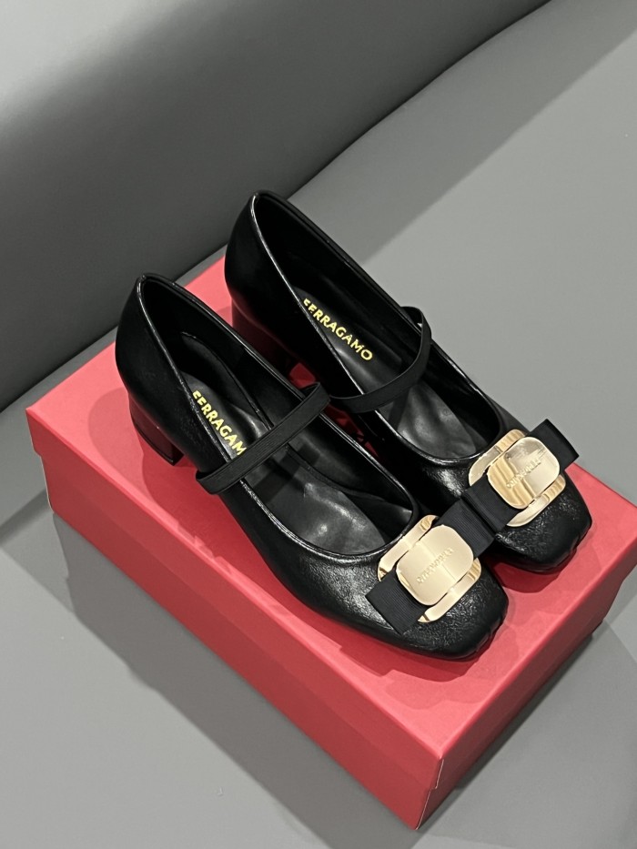 Women's casual shoes, size 35-40, SS50-125-132