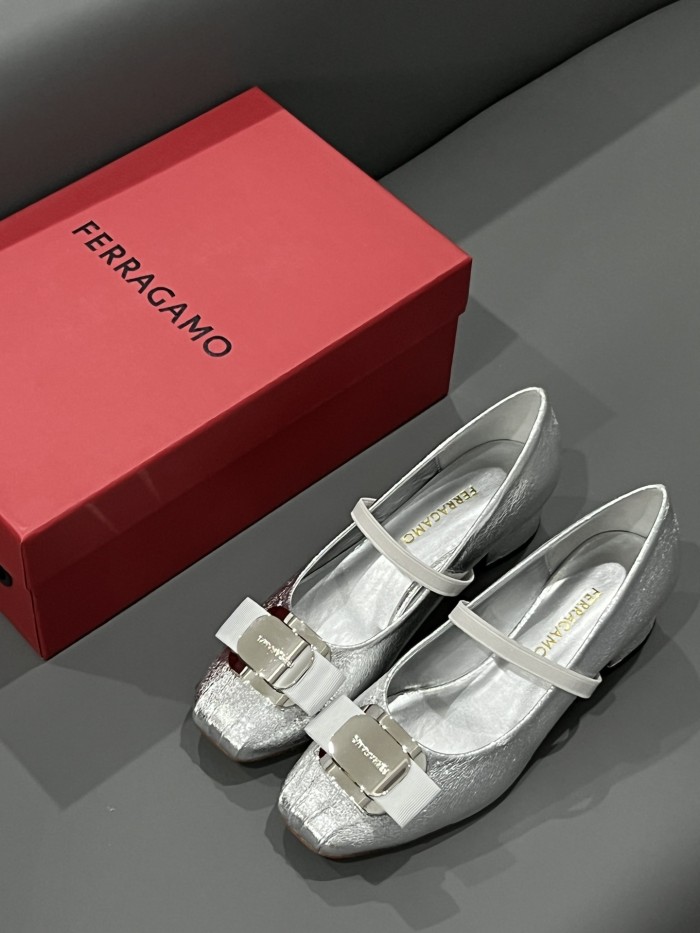 Women's casual shoes, size 35-40, SS50-125-132