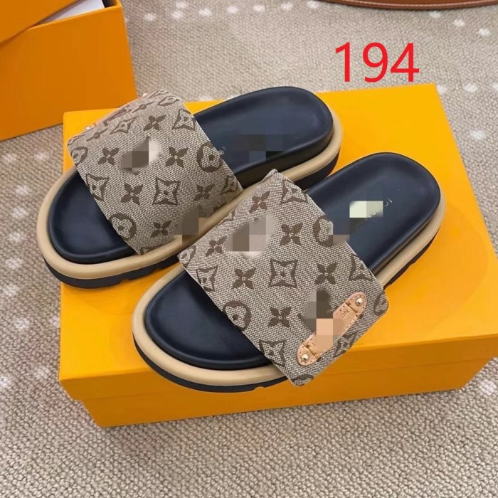 Women and men flat slippers shoes,with logo with box,size 35-45, SS60-192-198