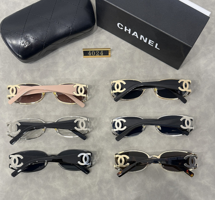 Blue light blocking sunglasses with the box and case ,G25-1026-1031
