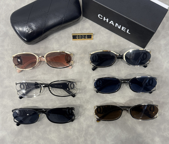 Blue light blocking sunglasses with the box and case ,G25-1026-1031
