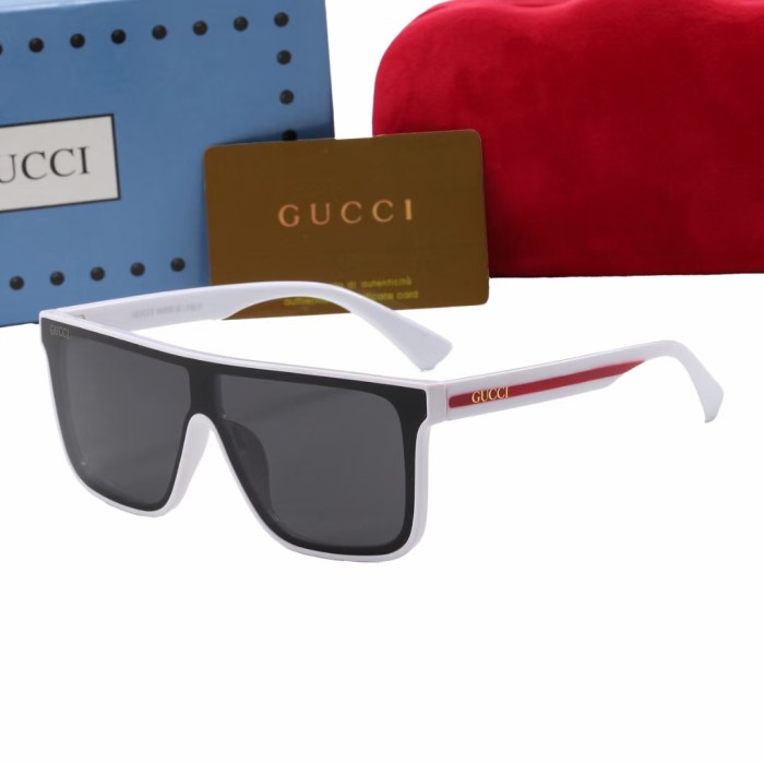Blue light blocking sunglasses with the box and case ,G25-1077-1082