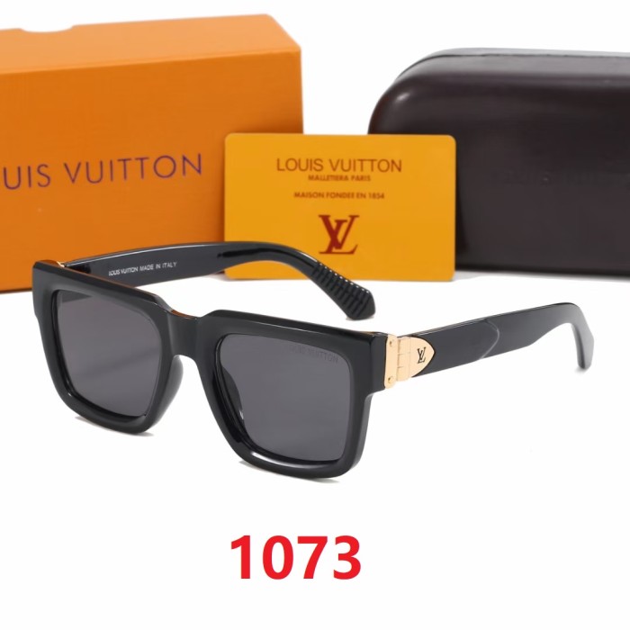 Blue light blocking sunglasses with the box and case ,G25-1071-1076